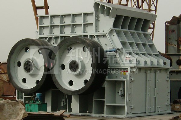 大型錘式破碎機(jī)
