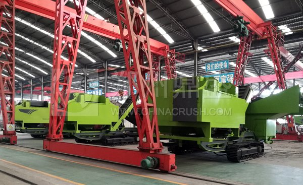 履帶式輕物質(zhì)聯(lián)合分離車